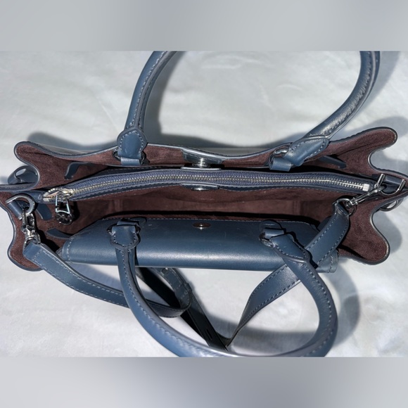 Michael Kors Hamilton Legacy Elegant Navy Leather Handbag - Picture 4 of 8